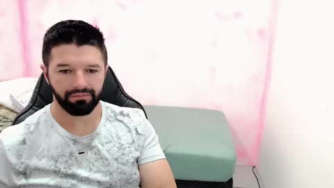 Snapshot of richrolland chatting on 01/18/25, 03:42 Rickseduction online show from 01/18/25, 03:42