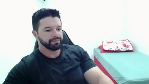 Snapshot of richrolland chatting on 02/21/25, 01:00 Rickseduction online show from 02/21/25, 01:00