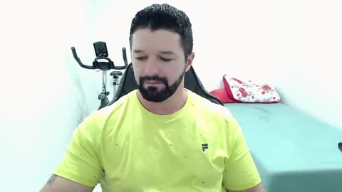 Snapshot of richrolland chatting on 03/04/25, 01:23 Rickseduction online show from 03/04/25, 01:23