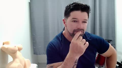 Snapshot of richrolland chatting on 11/20/25, 03:28 Rickseduction online show from 11/20/25, 03:28