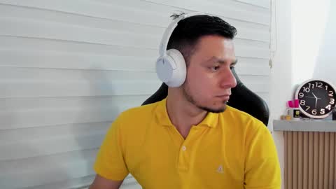 Snapshot of rick_diesel chatting on 10/23/25, 03:28 Rick Diesel online show from 10/23/25, 03:28