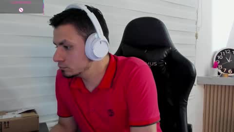 Snapshot of rick_diesel chatting on 11/05/25, 04:01 Rick Diesel online show from 11/05/25, 04:01