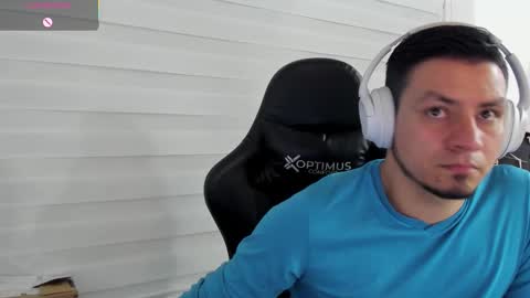 Snapshot of rick_diesel chatting on 11/06/25, 03:29 Rick Diesel online show from 11/06/25, 03:29