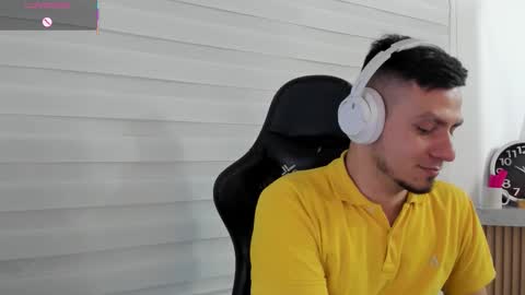 Snapshot of rick_diesel chatting on 11/11/25, 03:06 Rick Diesel online show from 11/11/25, 03:06