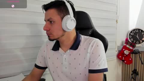 Snapshot of rick_diesel chatting on 12/02/25, 05:24 Rick Diesel online show from 12/02/25, 05:24