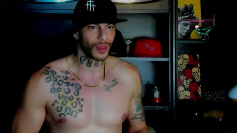 Snapshot of rickg_oficial chatting on 10/20/25, 11:38 RICKG online show from 10/20/25, 11:38