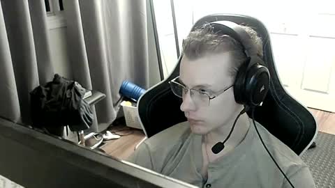 Snapshot of rickgosling chatting on 10/06/25, 09:51 rickgosling online show from 10/06/25, 09:51