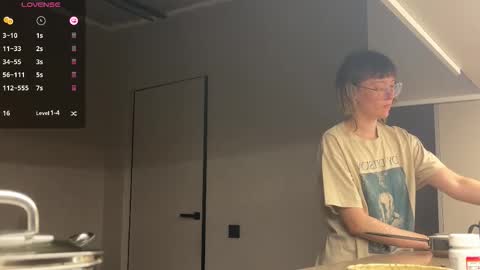 Snapshot of rickisanchez chatting on 09/17/25, 03:35 RickiSanchez online show from 09/17/25, 03:35