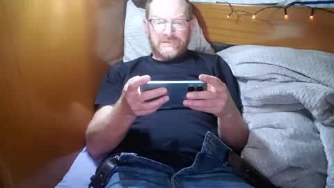 Snapshot of rickitou chatting on 02/25/26, 09:30 FireLion online show from 02/25/26, 09:30