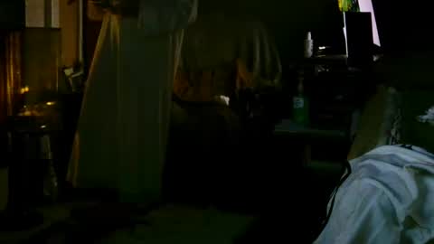 PINK HOLE TWINK online show from 12/18/25, 01:33