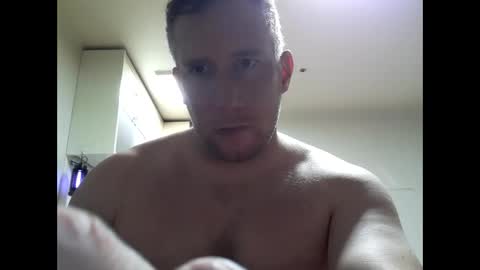 Snapshot of ricky200109 chatting on 09/25/25, 07:01 ricky200109 online show from 09/25/25, 07:01