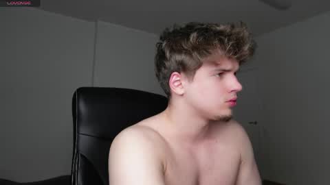 RICKY BECKO online show from 04/12/26, 07:52