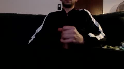 Snapshot of ricooo465 chatting on 12/18/25, 07:31 ricooo465 online show from 12/18/25, 07:31