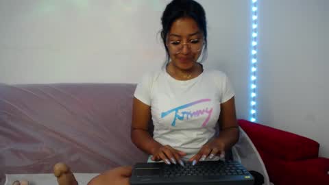 milena online show from 01/21/25, 02:00