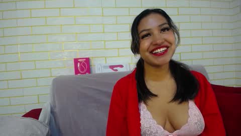 milena online show from 10/23/25, 04:56