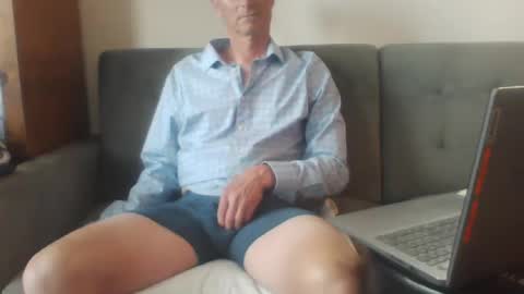 ridemehigh1 online show from 02/02/26, 03:44