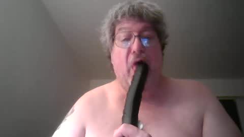 Snapshot of rideordie67 chatting on 02/13/25, 05:37 rideordie67 online show from 02/13/25, 05:37