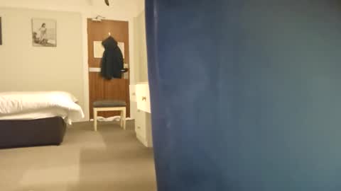 Snapshot of ridetherodd96 chatting on 11/22/25, 01:59 ridetherodd96 online show from 11/22/25, 01:59