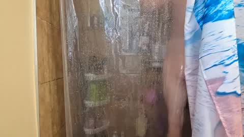 Snapshot of ridiculousness00 chatting on 01/05/26, 08:56 bwc daddy online show from 01/05/26, 08:56