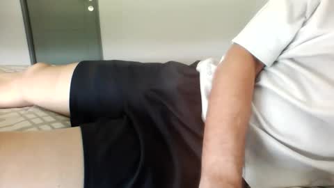 Snapshot of rielol23 chatting on 11/28/25, 06:21 rielol23 online show from 11/28/25, 06:21