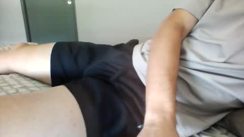 Snapshot of rielol23 chatting on 12/17/25, 02:34 rielol23 online show from 12/17/25, 02:34