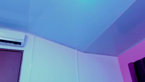 Snapshot of rihanna_hotx chatting on 09/28/25, 04:56 Rihanna hotx online show from 09/28/25, 04:56