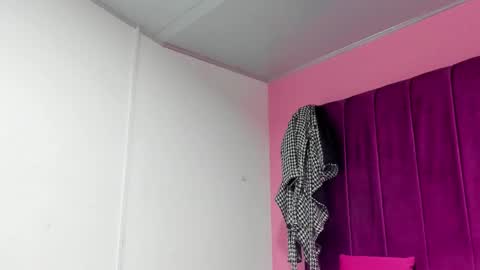 Snapshot of rihanna_hotx chatting on 09/30/25, 04:06 Rihanna hotx online show from 09/30/25, 04:06