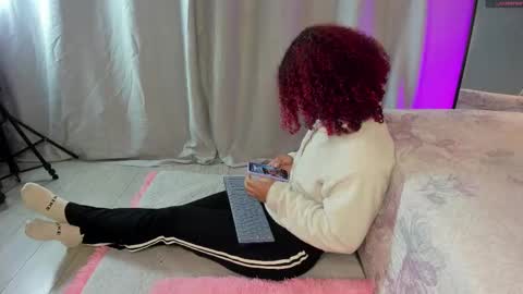 Snapshot of rihannadeep chatting on 10/02/25, 10:00 Sara online show from 10/02/25, 10:00