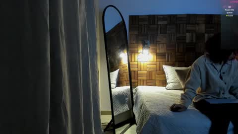 Sara online show from 11/15/25, 10:12