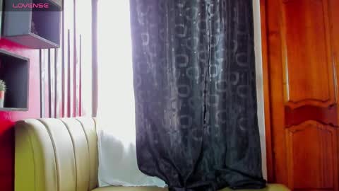 rihanna online show from 12/18/24, 08:14