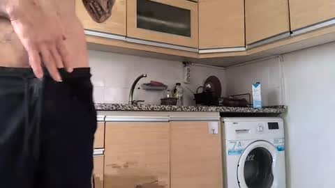 Snapshot of riia362963 chatting on 09/18/25, 04:58 riia362963 online show from 09/18/25, 04:58