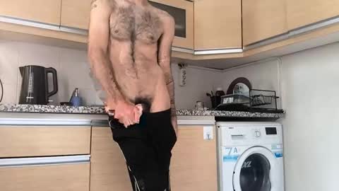 Snapshot of riia362963 chatting on 10/28/25, 09:46 riia362963 online show from 10/28/25, 09:46