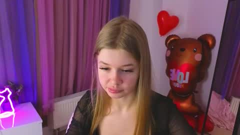 Rina online show from 02/08/26, 09:18