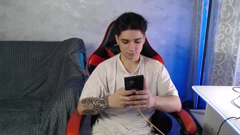 Snapshot of rik_and chatting on 11/26/25, 06:14 Rick online show from 11/26/25, 06:14