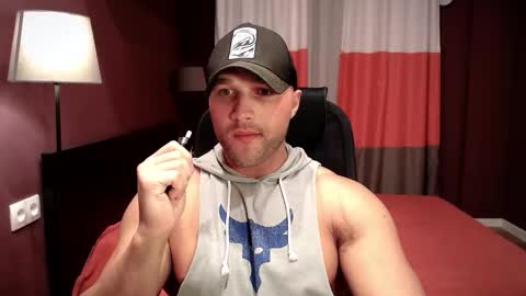 rikadler online show from 11/04/25, 12:04