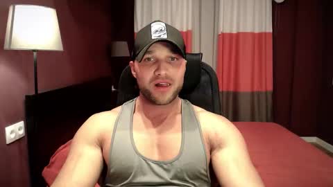 rikadler online show from 11/07/25, 03:34