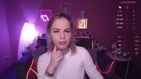 Snapshot of rikaraily chatting on 12/31/24, 05:22 Rika online show from 12/31/24, 05:22