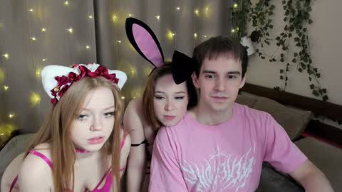 Snapshot of riki_tiki_tavi_time chatting on 01/10/25, 07:54 Victor Maria online show from 01/10/25, 07:54