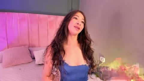 Snapshot of riley_bensongh chatting on 05/01/26, 10:14 Riley online show from 05/01/26, 10:14