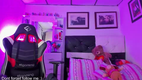 Bela online show from 03/11/25, 01:16