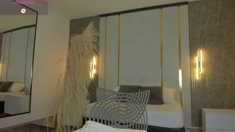 Riley Sierra online show from 01/13/26, 12:32