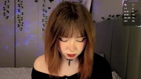 Snapshot of riley_vice chatting on 12/19/25, 08:21 Sofia online show from 12/19/25, 08:21