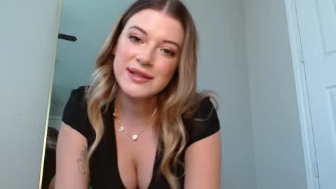 riley depp online show from 12/30/24, 08:15