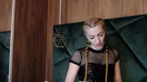 Snapshot of rileylannax chatting on 02/24/26, 04:54 rileylannax online show from 02/24/26, 04:54