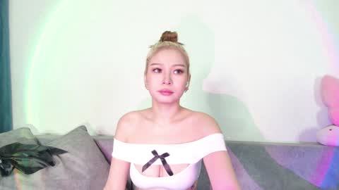 Snapshot of rileymee chatting on 01/02/25, 03:15 rileymee online show from 01/02/25, 03:15