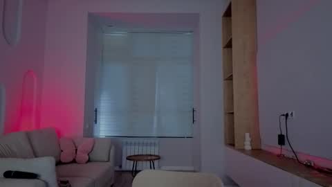 Snapshot of rileymee chatting on 09/18/25, 12:29 rileymee online show from 09/18/25, 12:29