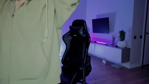 rileymee online show from 12/20/25, 01:02