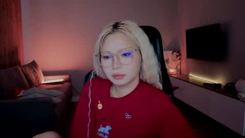 rileymee online show from 04/17/26, 04:37