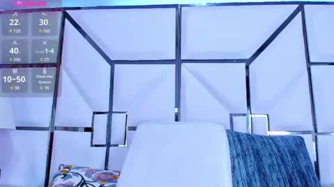 Riley online show from 02/12/25, 02:32