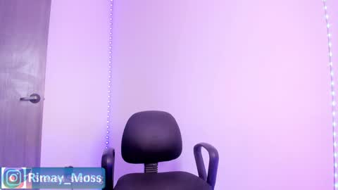 Snapshot of rimay_moss2017 chatting on 02/01/25, 04:22 Master Rimay Moss online show from 02/01/25, 04:22